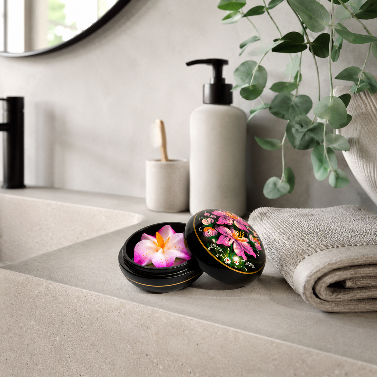 Fleur de savon Orchidée Suprême dans son coffret décoratif
